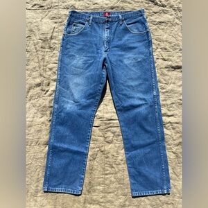 Men’s Cowboy Cut Wrangler Jeans 34x32